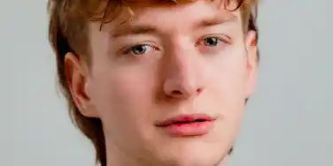 Oscar Brennan Headshot