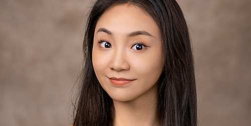Yichen Hong Headshot